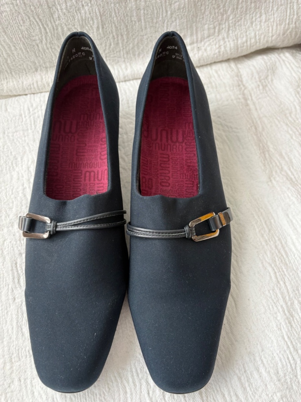 Munro Cindi pumps